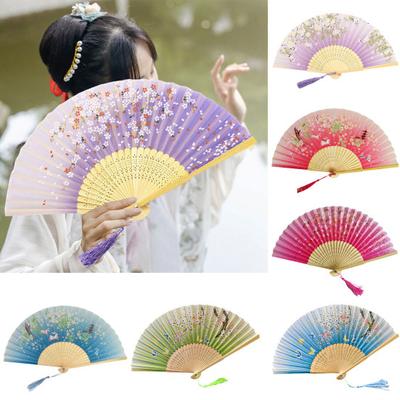 Seiden-Faltfächer im chinesischen Stil mit Quasten, elegante Handwerkskunst, starker und flexibler Bambusknochen