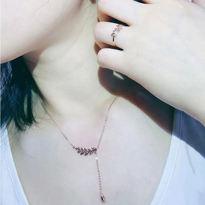 Rose Gold Plated Fashion Maple Leaf Purple Gold Classic Color Gold Clavicle Necklace