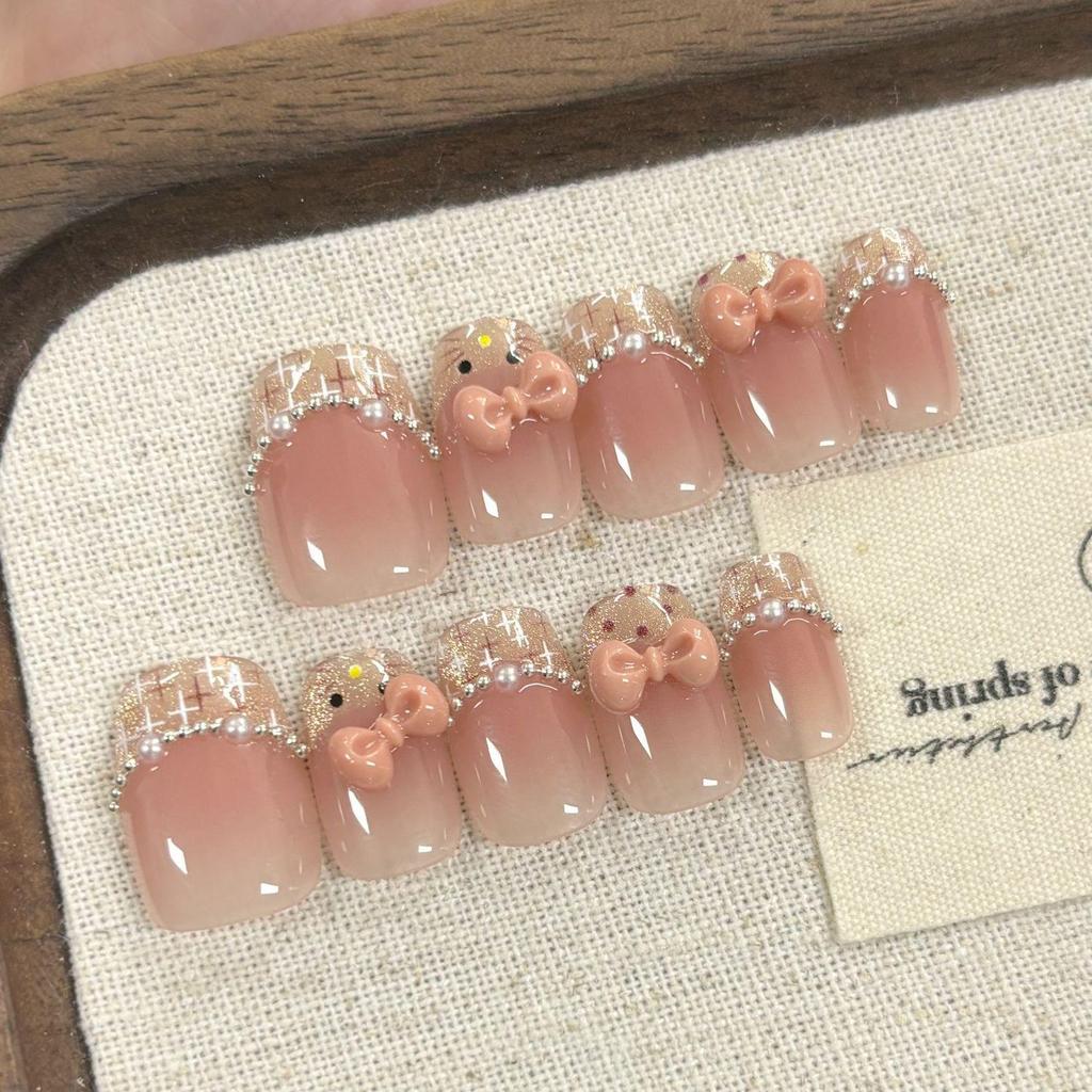 Cute KT Skin-Brightening Cat Eye Handmade French Nails with Fragrant Style and Sparkle Bow