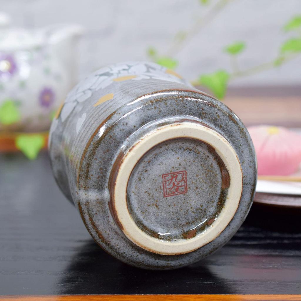 Large Kutani Ware Teacup with a Cherry Blossom Blizzard Ceramic Teacup and Brand Japanese Made In Design. Bowl. New. Tableware. Japan.