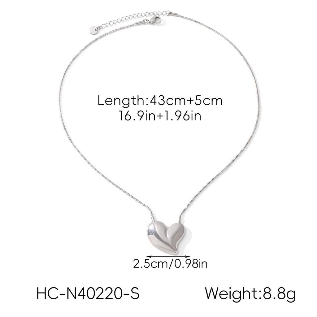Luxury Stainless Steel Heart Pendant Necklace for Women - High-End Titanium Steel Choker