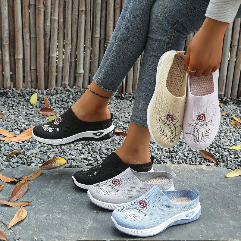 Ademende Slip-On Platte Schoenen voor Dames met Zachte Zool - Lichtgewicht Sneakers voor Elk Seizoen, Geschikt voor Wandelen, Dagelijkse Woon-werkverkeer, Comfortabele Casual Schoenen
