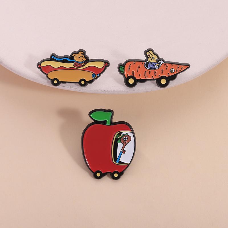 Anime Cartoon Characters Enamel Pins Beavers Brothers Huckleberry Hound Lowly Worm Brooches Lapel Badge Jewelry Gift for Friends