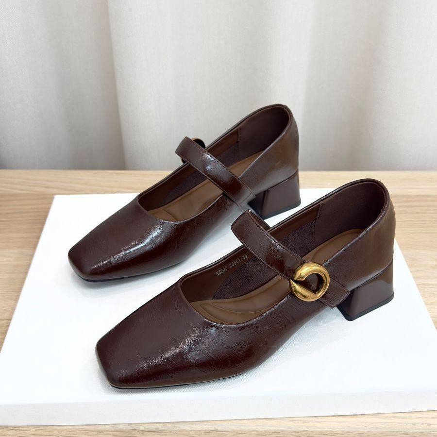 Square head one-word buckle Mary Jane shoes women's shoes 2025 autumn new models with skirts thick high heels and shallow mouth single shoes