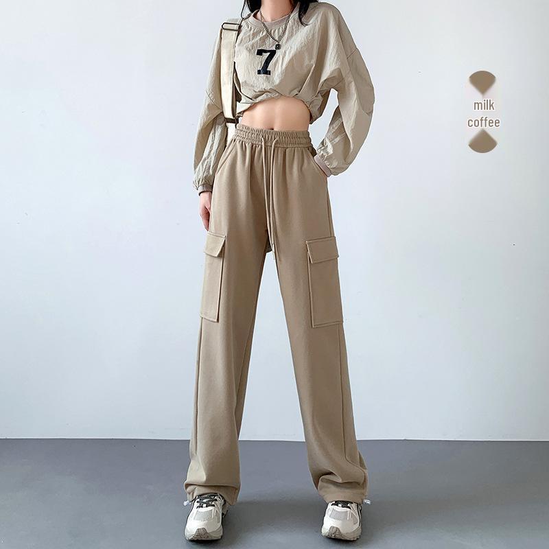 Dámské overaly s širokými nohavicemi v americkém stylu: Trendy kalhoty s vysokým pasem a volným střihem pro podzim/zimu 2025.