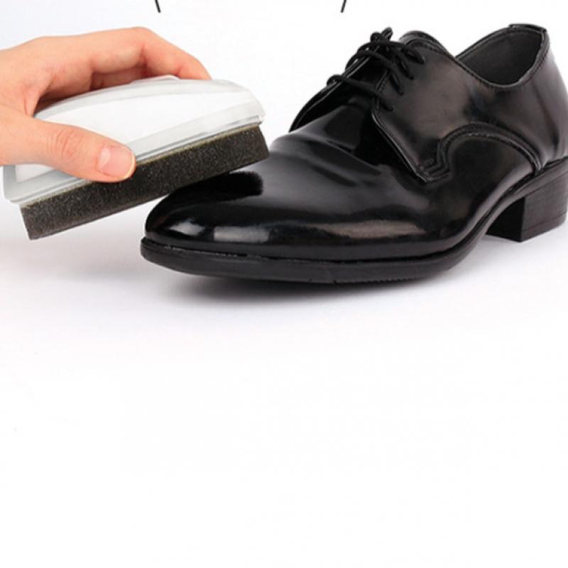 Daiso Glossy Shoe Polish  Colorless 