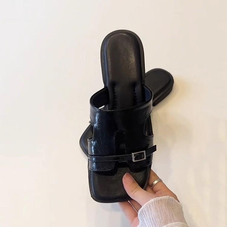 French gentle flat bottom comfortable cool slippers women's wear versatile comfortable belt buckle hollow one-word drag