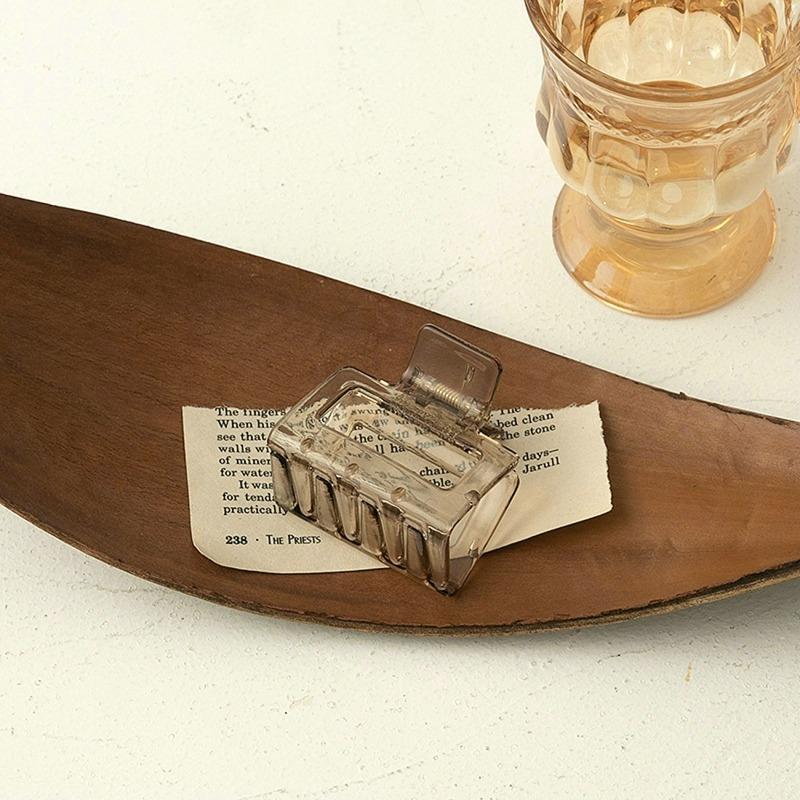 TrafagaLa Women Hair Clip Claws 2022 New Solid Sweet Hairpins Barrette Crab Hair Clips Headwear for Girls Hair Accessories