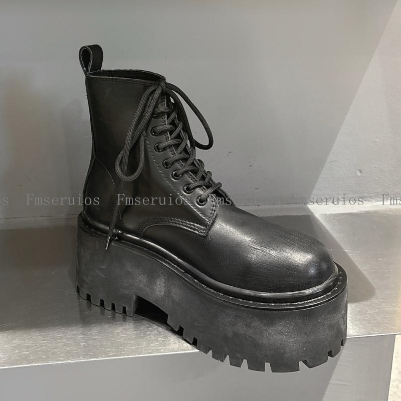 Classic Women Ankle Boots Round Toe Lace Up Thick Sole Retro British Style Fashion Simple High Quality Boots Autumn Winter Boots