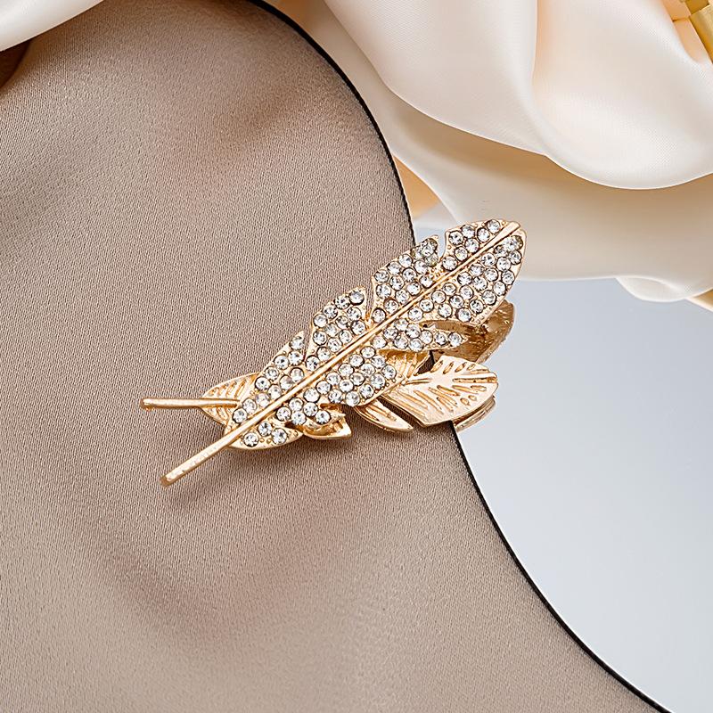 Wedding Collar Pin, Suit Pin, Brooch, Simple Badge Accessory, Diamond Leaf Feather Brooch, Decorative Pin