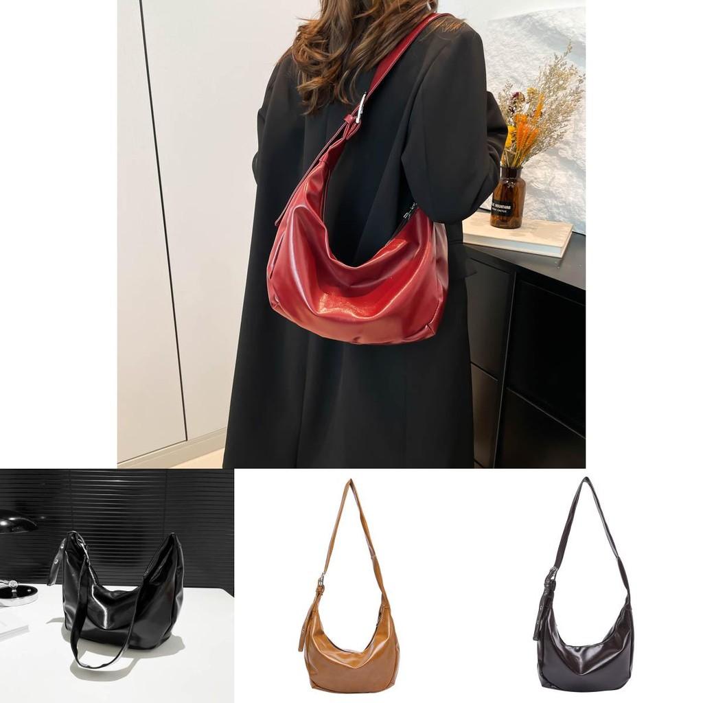 Fashionable Vintage Dumpling Bag For Women Stylish Large Capacity Shoulder Bag In Black Red Brown And Coffee Colors