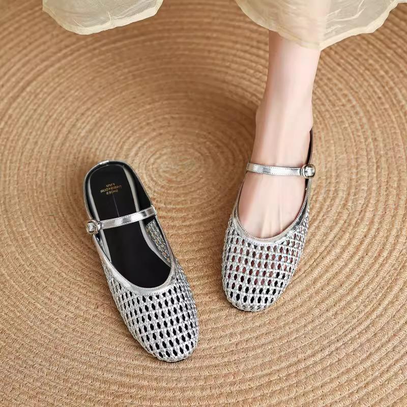 

[Fanfna] Mesh hollow bag head drag women s flat bottom low height cool slippers women s one-word belt woven half drag women s shoes 40 серебряный