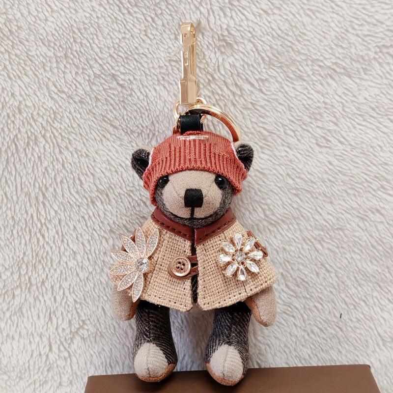 Ключница-подвеска  Кашемировый мишка  для автомобиля