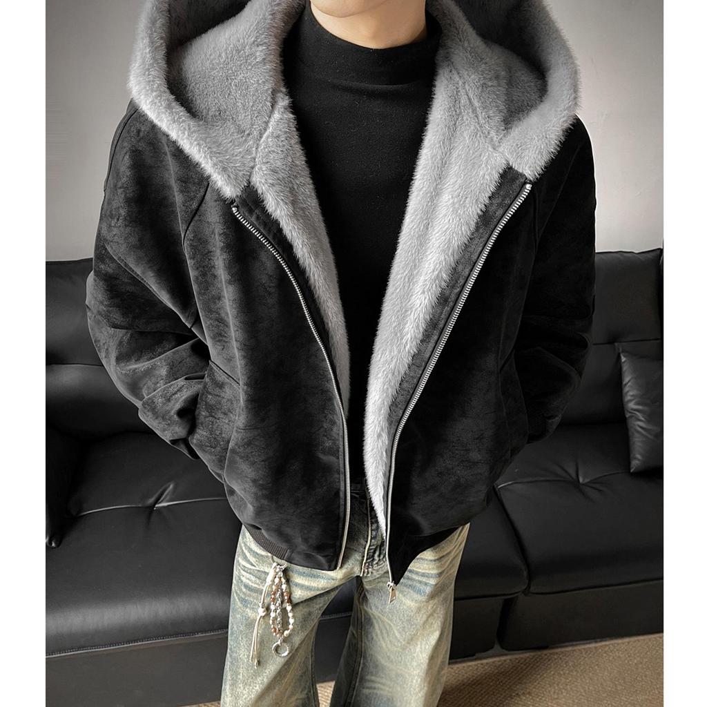 Women's Retro American Flight Jacket: Autumn/Winter Thickened Velvet Cotton, Wear-Resistant, Loose Fit, In Stock.
