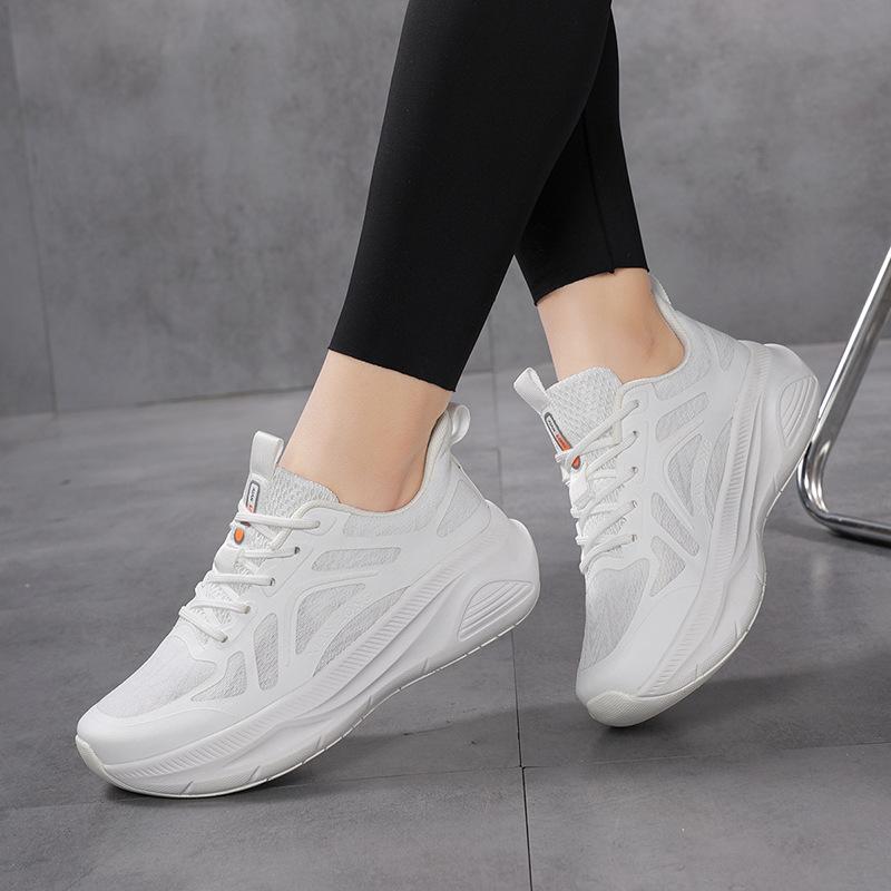 Autumn new couple men's breathable mesh shoes outdoor leisure running travel flying weaving sports women's trend thick sole