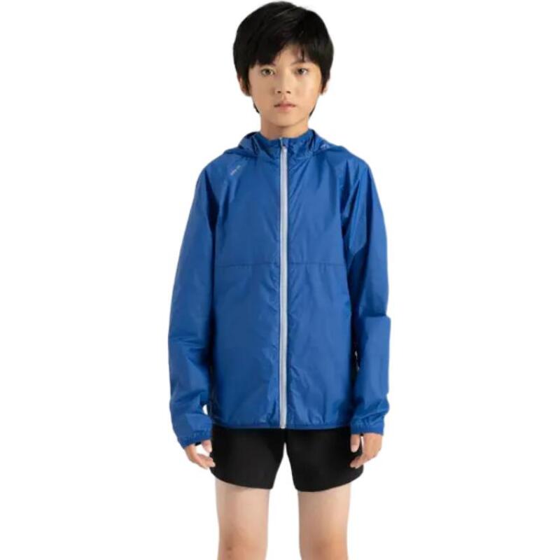 

Decathlon Ветрозащитная и водоотталкивающая легкая куртка темно-индиго детского стиля 161-172