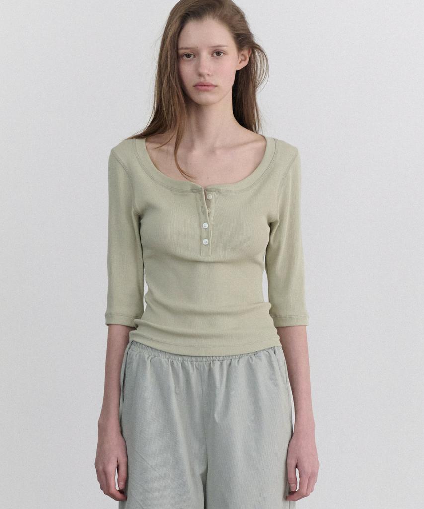 ANDNEEDS Kaylee 3/4 Henry Neck Tee (Mint)