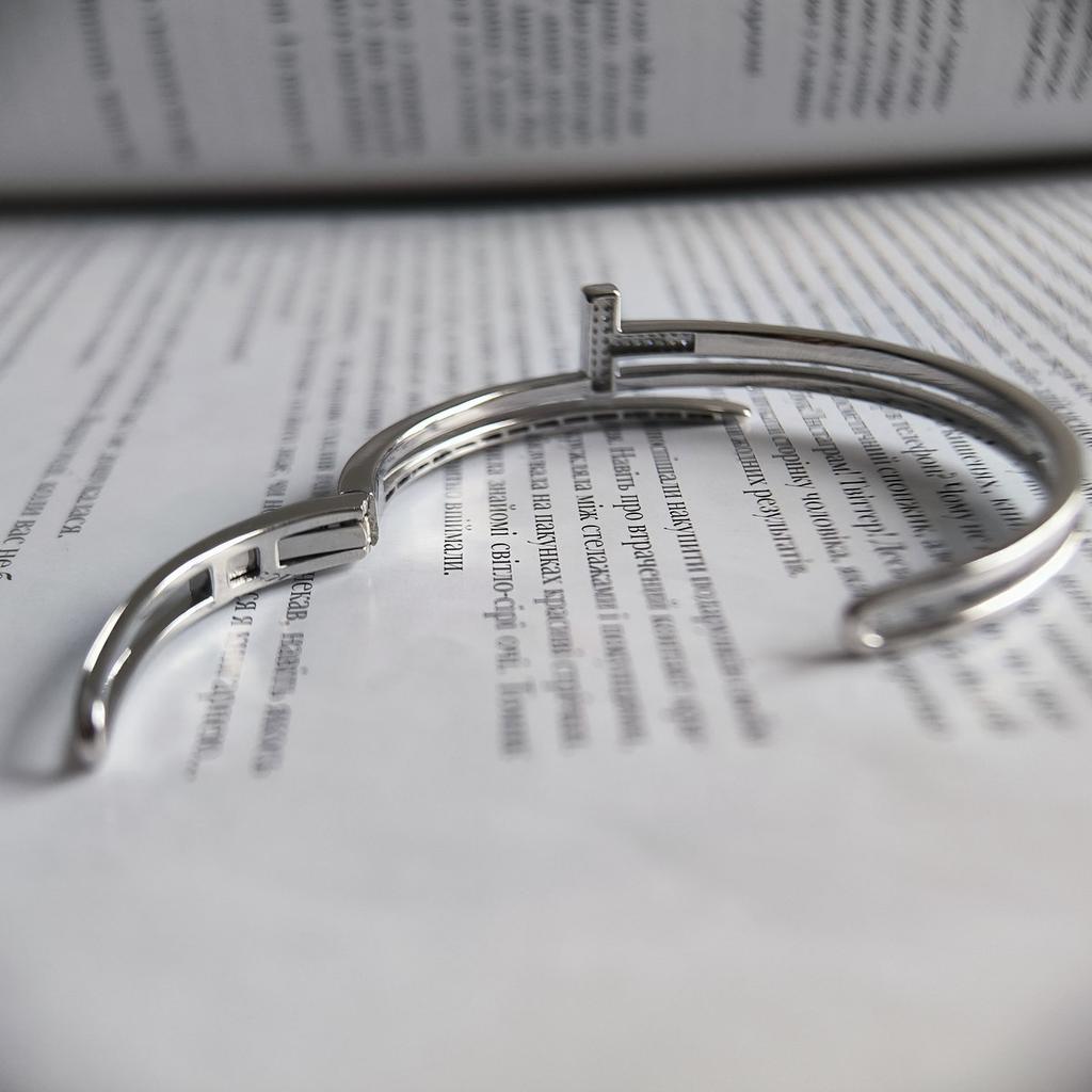 Silver Bracelet with Cubic Zirconia, Item Weight 14.45 G (2206408)