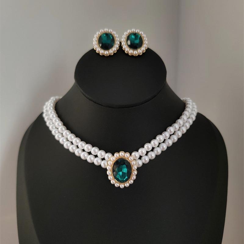 European and american retro elegant pearl necklace emerald double layer collarbone chain