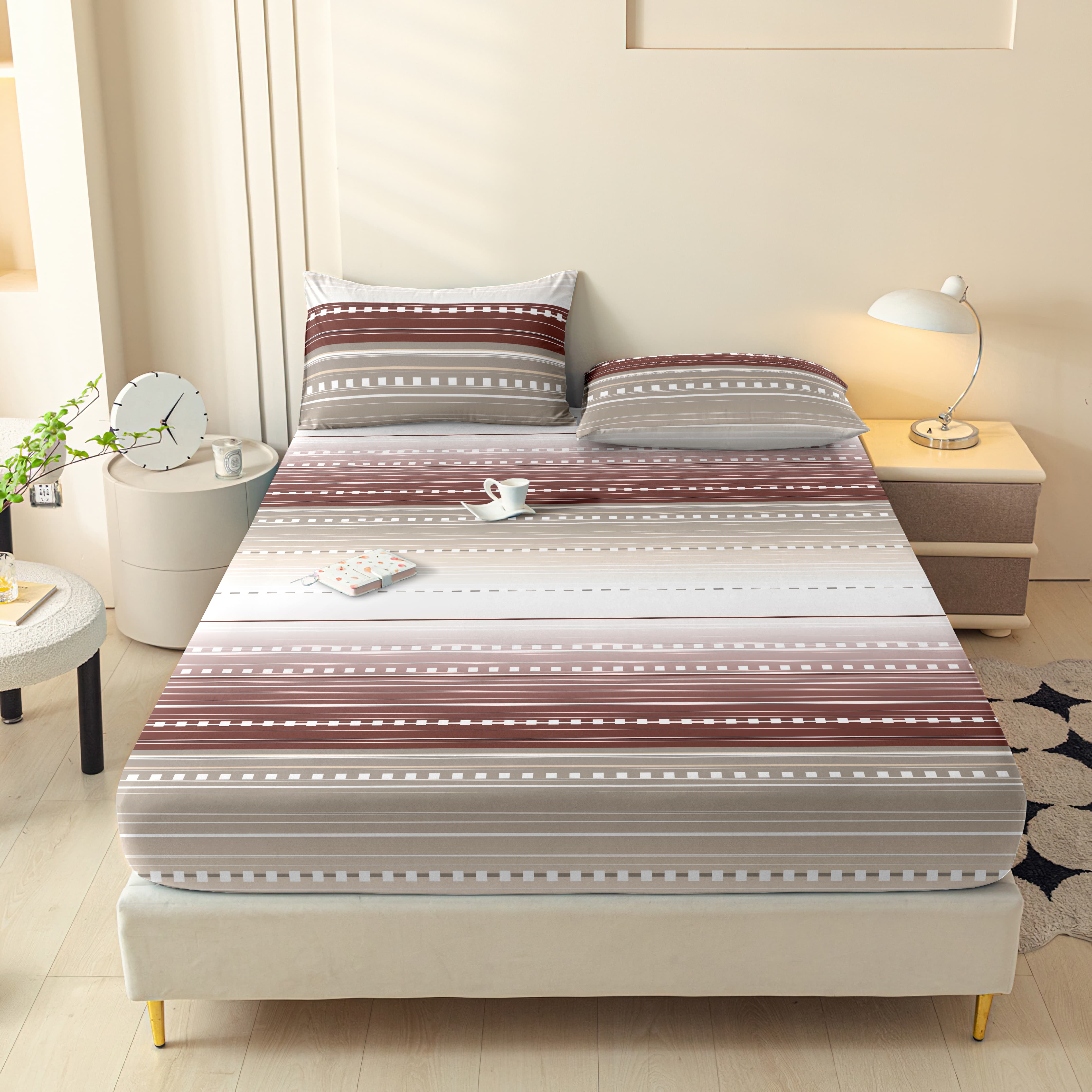 

Комплект из 3 предметов: односпальная кровать, изголовье + две наволочки (Нет ядра) Подходит для всех сезонов, пыленепроницаемое покрывало 99x190cm