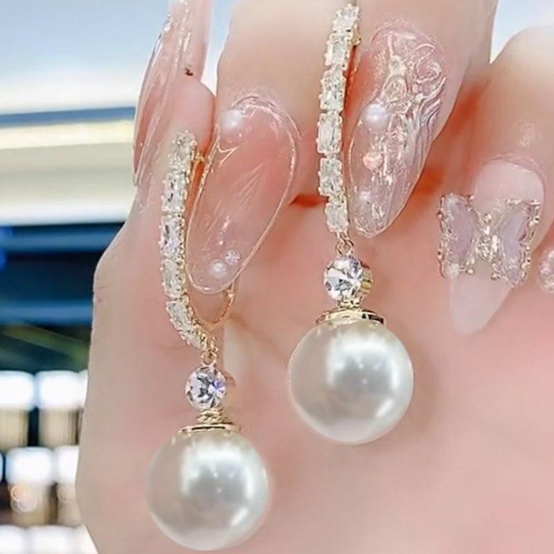Koreanischer Stil 925 Silber Schmetterling & Quaste Ohrringe mit Zirkonia, Strass und Perlen Akzenten für Herbst/Winter.