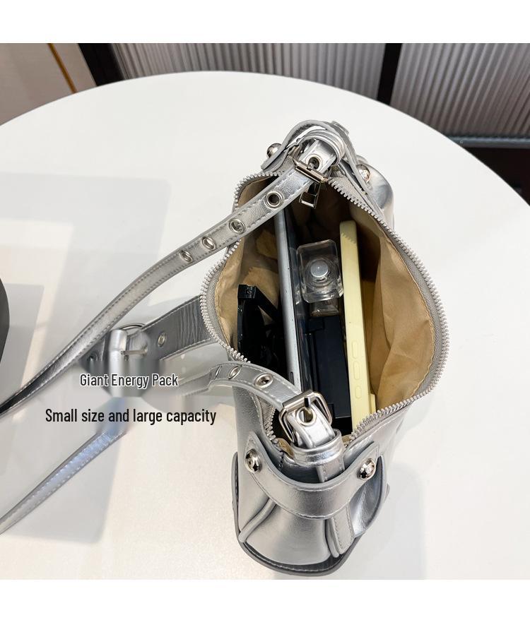 2026 Koreanischer Stil Damen Umhängetasche aus weichem Leder Motorradtasche