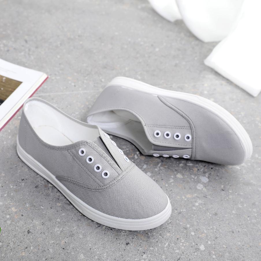 Korean Style Women's Canvas Slip-On Shoes, White, Size 41, No Heel. Perfect for Summer and Year-Round Wear.