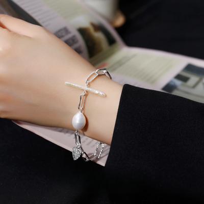 S925 Stříbrný evropský a americký přírodní barokní náramek Pearl Love Dámský minimalistický retro náramek ve tvaru srdce