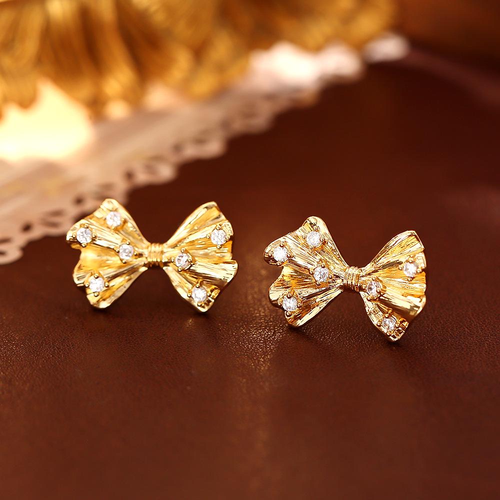 High-End Exquisite Zircon Bow Stud Earrings - Versatile and Popular Women's Fashion Jewelry