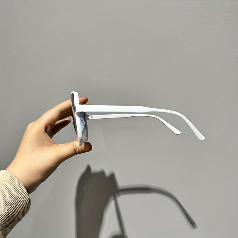 1 Piece of Creative Plain Faced Women's Dressing Glasses Stylish and High-end Glasses Trendy Outfit