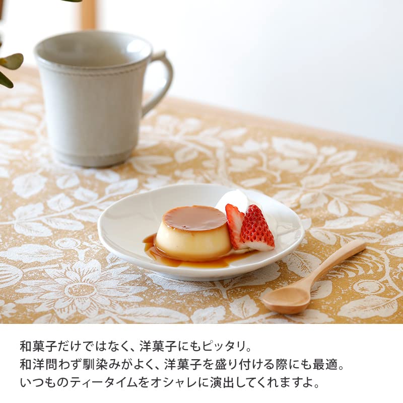 Střední talíř EAST table 15cm Červeno-bílý květ Bílý Vyrobeno v Japonsku Vhodné do mikrovlnné trouby Vhodné do myčky nádobí Servírovací talíř Japonské nádobí 31-010-02