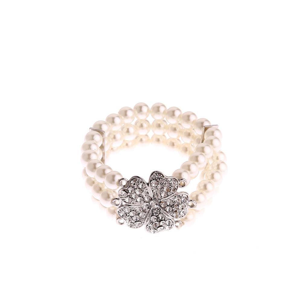White Pearl Clover Set Necklace Bracelet Earrings Three Piece Set Bridal Theme Jewelry Girl Gift Dress Up