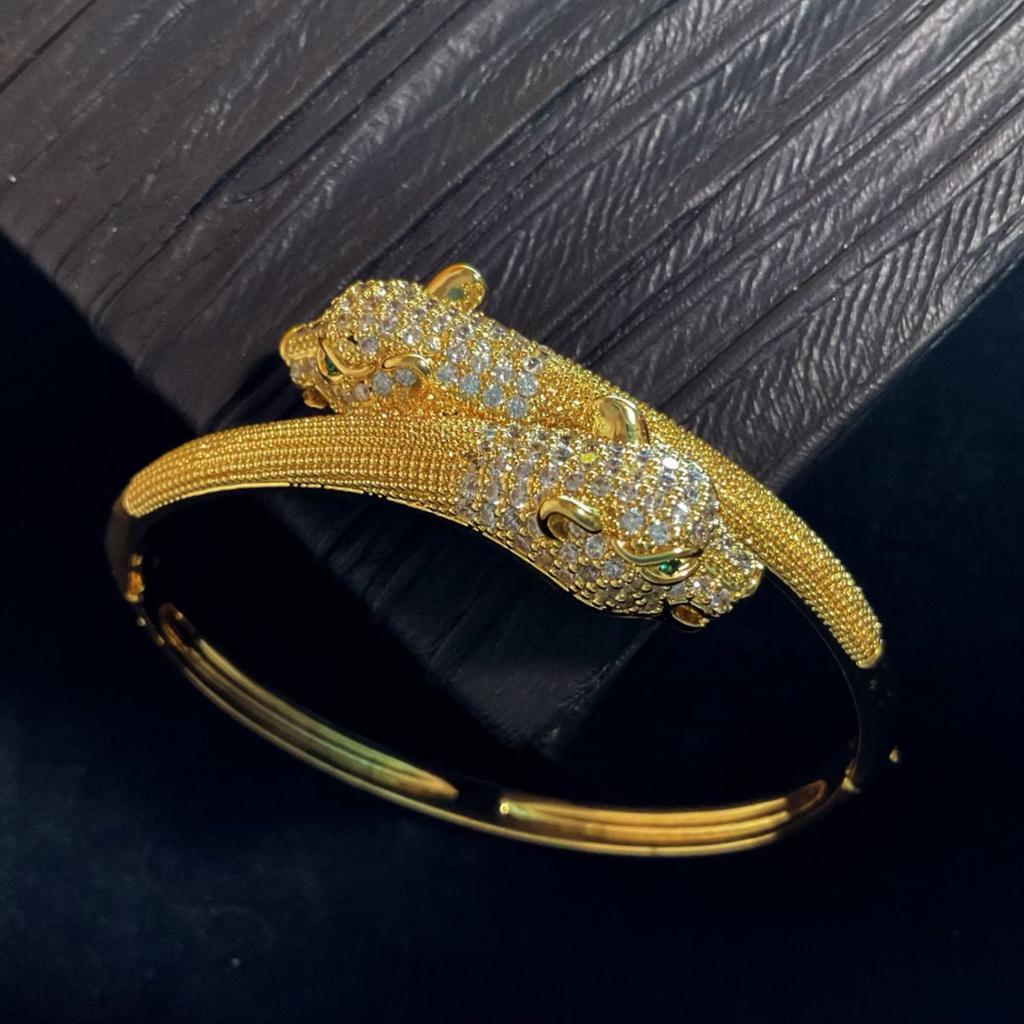 Neuer Palast Luxus Mode Zirkon Leopardenkopf Premium Armband Offenes Armband