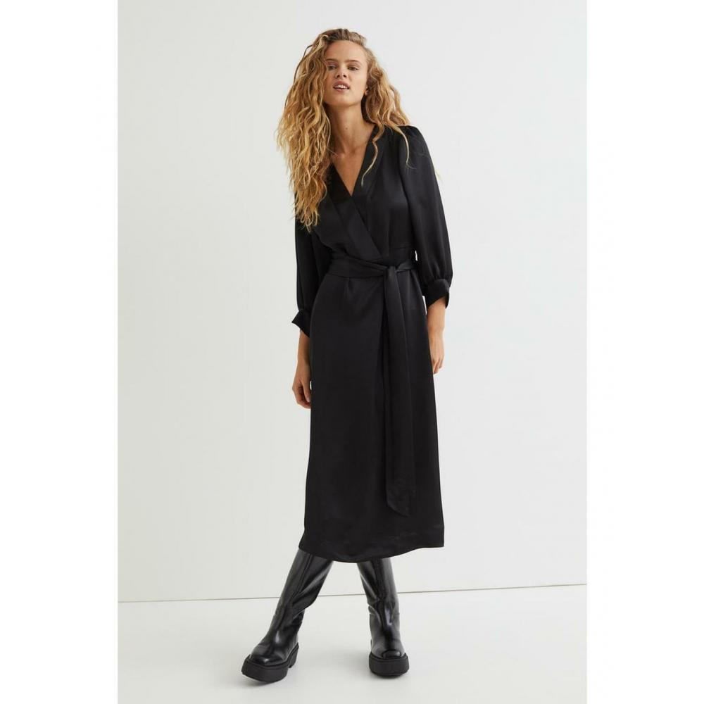 

Атласное платье HM с поясом, черное 1048879001