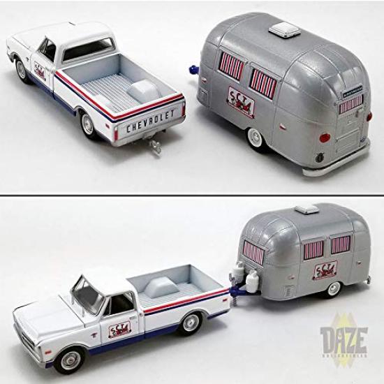 ACME Scale SCTA Chevrolet with Airstream ACME Scale Southern California Timing Association Chevrolet with Airstream 1/64 -1968 C-10 Bambi. 1/64 Model,
