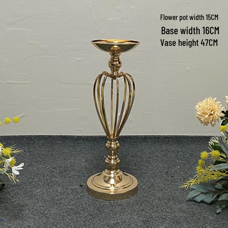 Golden European Iron Art Flower Stand for Wedding Decor and Sign-in Table