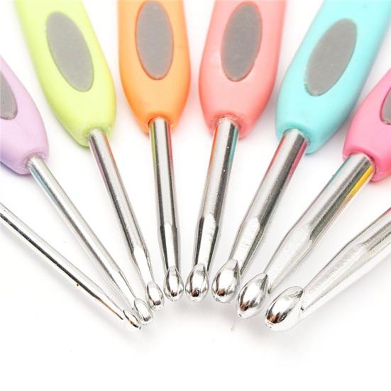 8 stk Genser Skjerf DIY Håndverk Heklenåler Plasthåndtak Strikkepinner