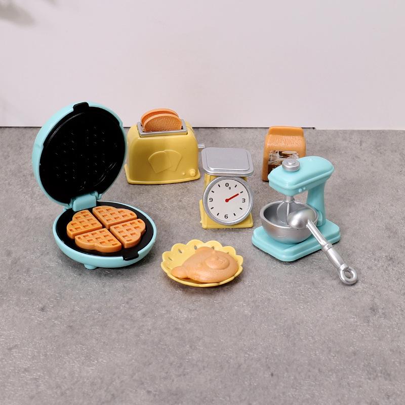 

Miniature Kitchen Dollhouse - Pretend Play Bread Maker & Egg Beater Accessories
