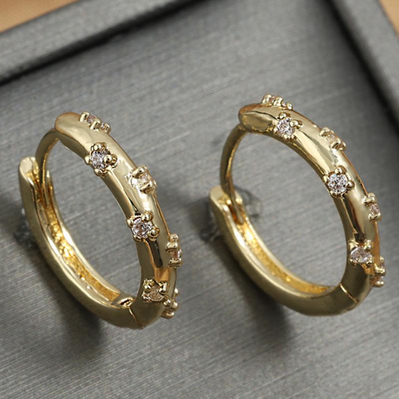 Boucles d'oreilles rondes tendance en acier inoxydable couleur or cristal pour femmes Zircon imitation métal boucle d'oreille fête quotidien zircon