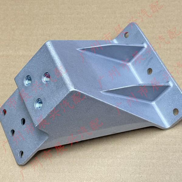 X150A00000152: Compatible with Foton Jingling EV rear tailgate hinge seat and parts. Foton