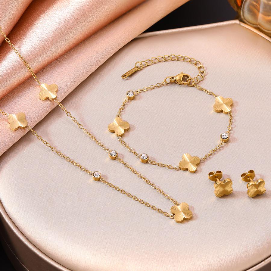 18K Gold Stainless Steel Five-Petal Zircon Flower Jewelry Set for Women (Bracelet, Necklace, Earrings)