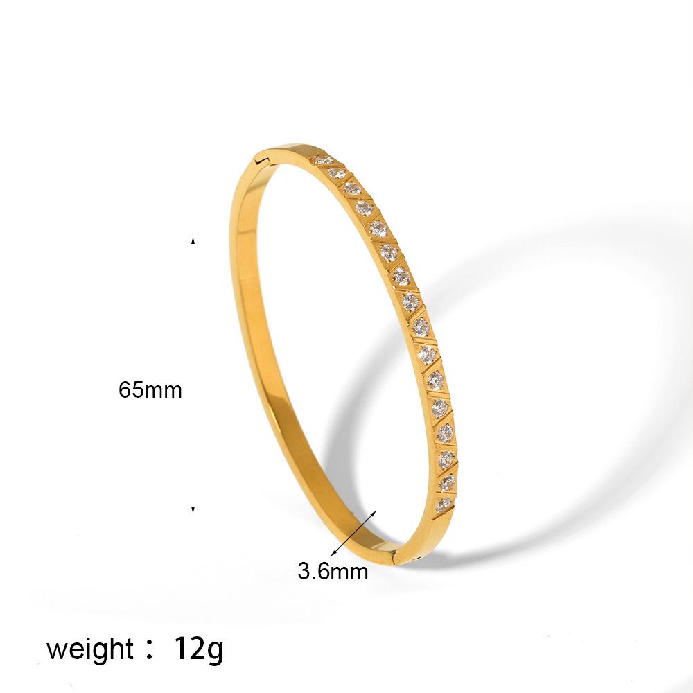 European Luxury Style Hexagram Bracelet: 18K Gold Stainless Steel with Zircon Inlay, Elegant Hand Jewelry for Women.