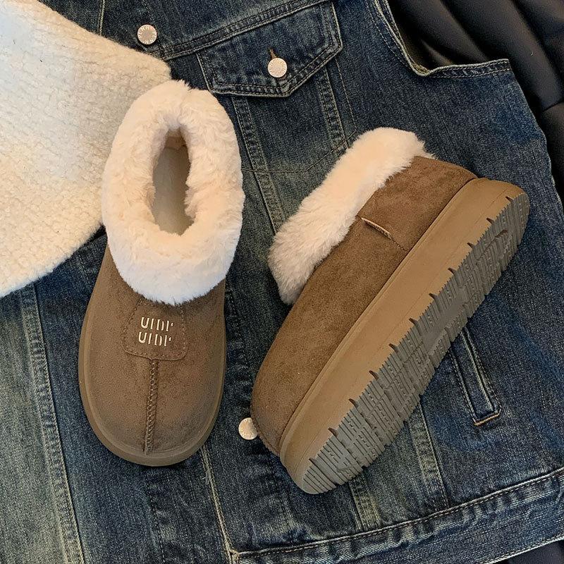 

Теплые толстоподошвенные сноубутсы женские новые осенне-зимние утепленные бархатом короткие ботинки с большим носком пушистые хлопковые туфли 40 темно-коричневого