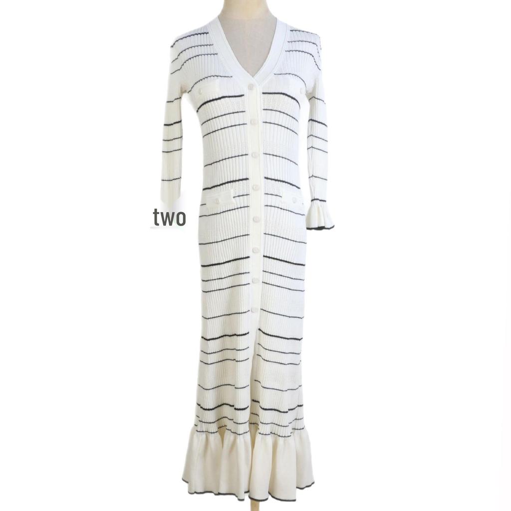 Zhuoya 2025 Elegant French Socialite V-neck Striped Ruffle Hem Long Dress for Women