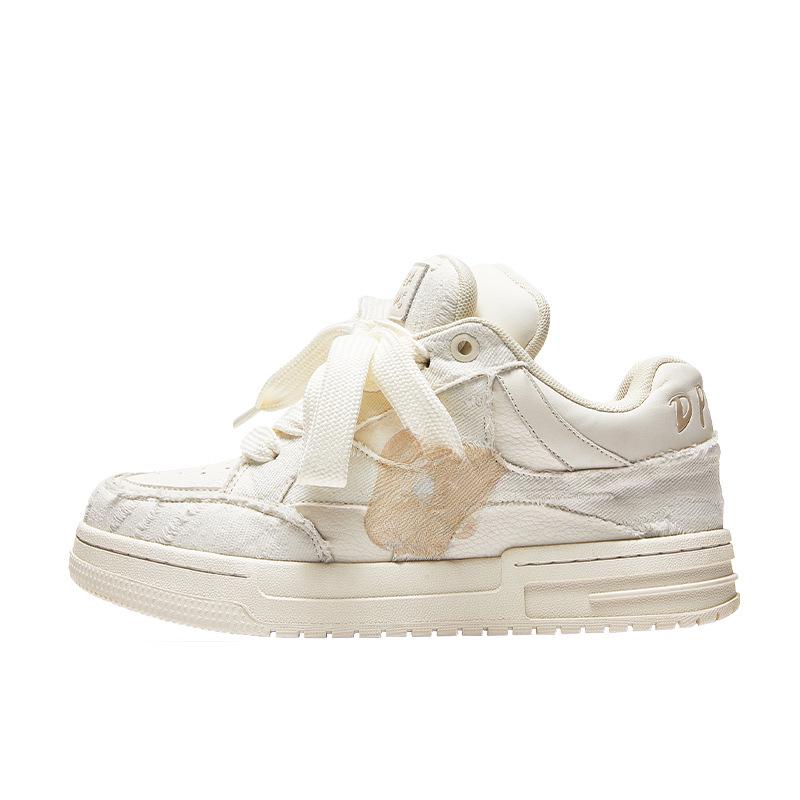 2025 Spring/Summer Trendy Unisex Sneakers - White 'Bread' Style for Men and Women