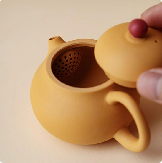 Handmade Huang Duan Ni Zisha Teapot - Mini Chinese-Style Filtered Tea Infuser for One Person