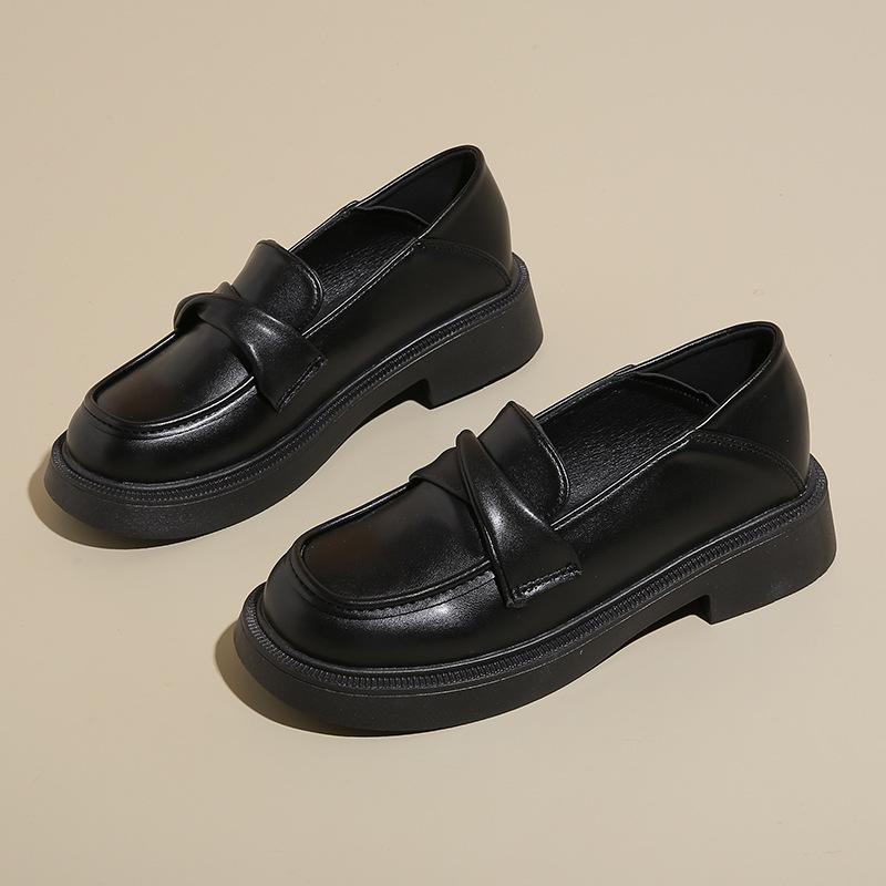 

Лоферы женские 2025 новые осенние на мягкой подошве белые маленькие кожаные туфли женские на плоской подошве одинарные туфли профессиональные женские туфли туфли для собеседования 40