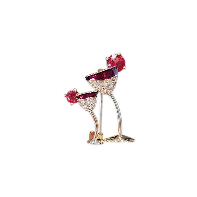 Personalized Red Wine Glass Brooch High-end Design Sense Anti-glare Brooch Fixed Neckline Clothing Accessories Small Ornaments