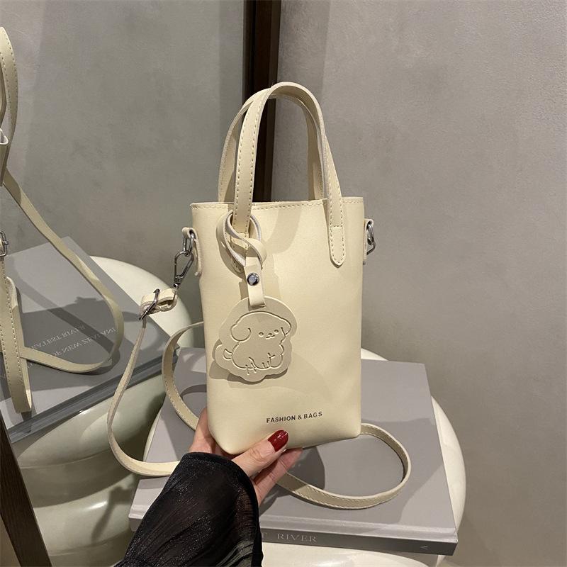 

Hand carry simple casual small square bag 2025 spring new Korean version high-end fashion shoulder bag high-end women s bag белый