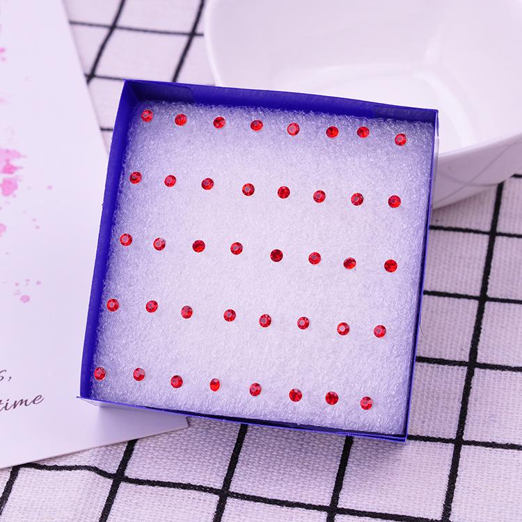 

Красные серьги-пусеты из смолы для женщин - Уникальные украшения в уличном стиле